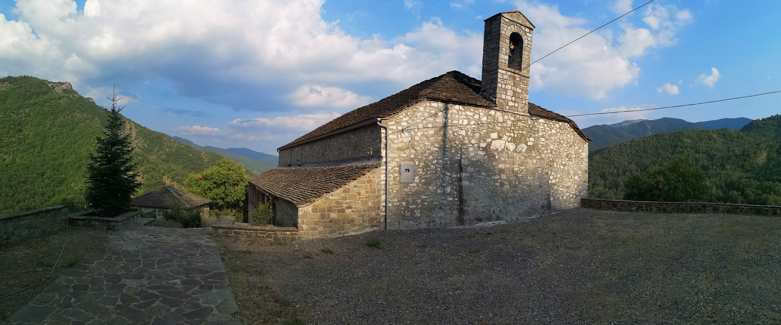 Epirus: Konitsa Ioannina – Chioniades the small Greek village where more than 70 painters were born