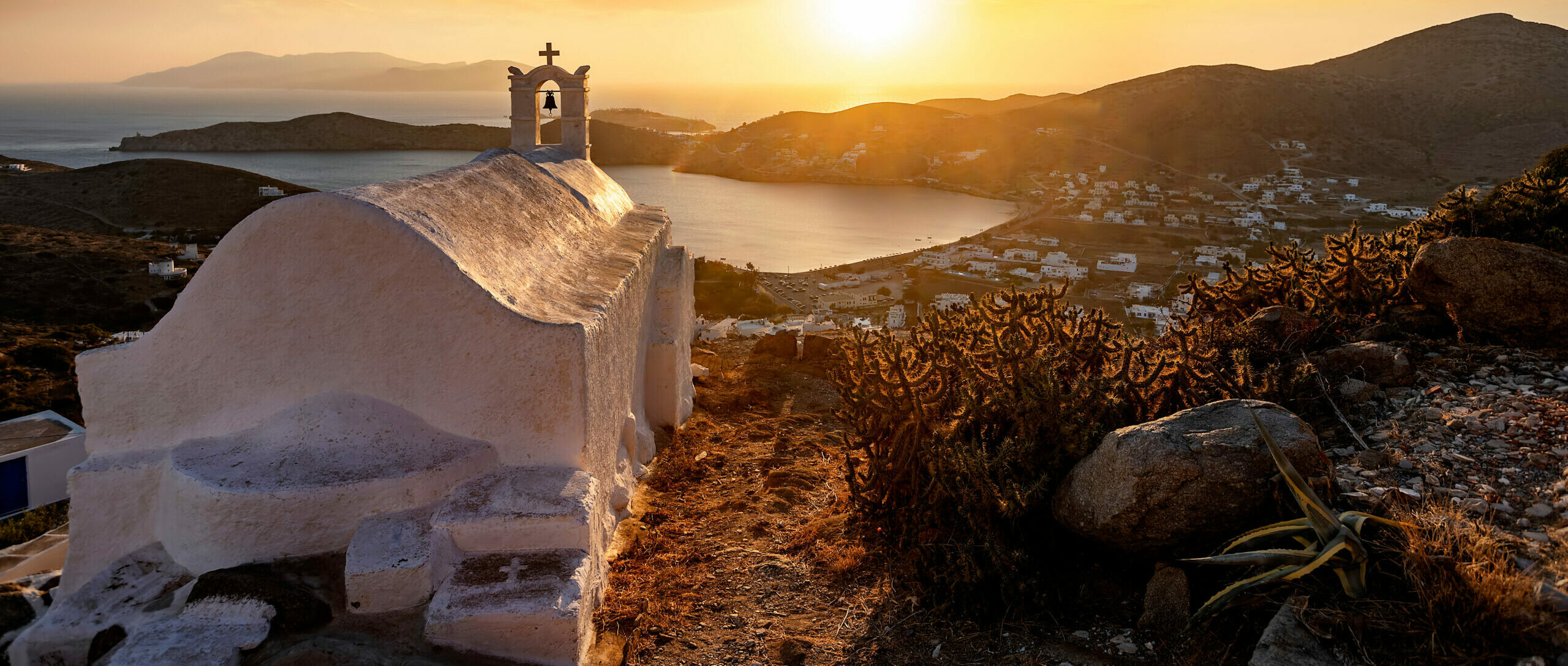 The Greek island that entered the list of the 100 most impressive in the world